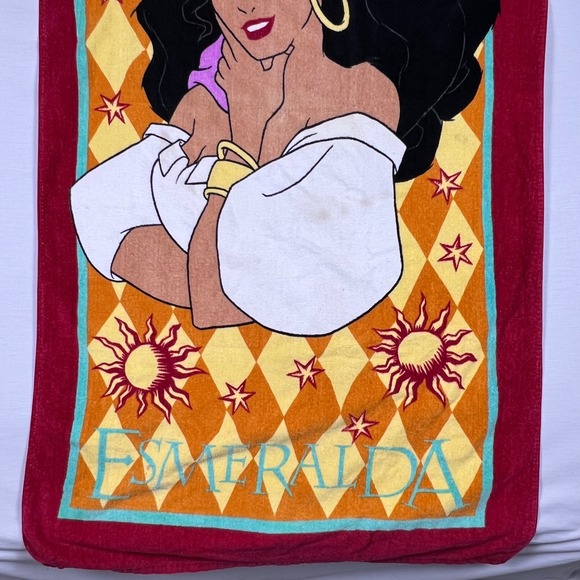 Disney Esmeralda Hunchback of Notre Dame Beach Towel Large vintage - Picture 4 of 16